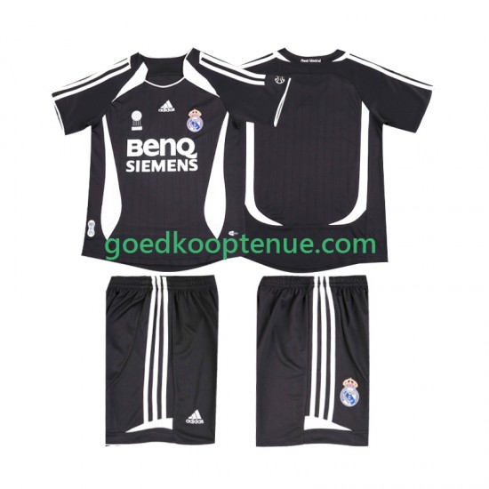 Uit Retro Tenue van Real Madrid 2007 Kind 2-13 jaar 2006 Korte Mouw Uit Retro Tenue van Real Madrid 2007 Kind 2-13 jaar 2006 Korte Mouw