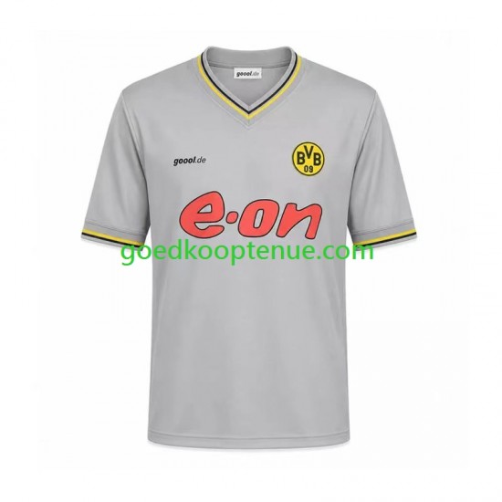 Uit Retro Tenue van Borussia Dortmund Heren 2002 Korte Mouw
