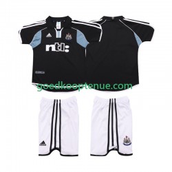 Uit Retro Tenue van Newcastle United 2000 2001 Kind 2-13 jaar Korte Mouw